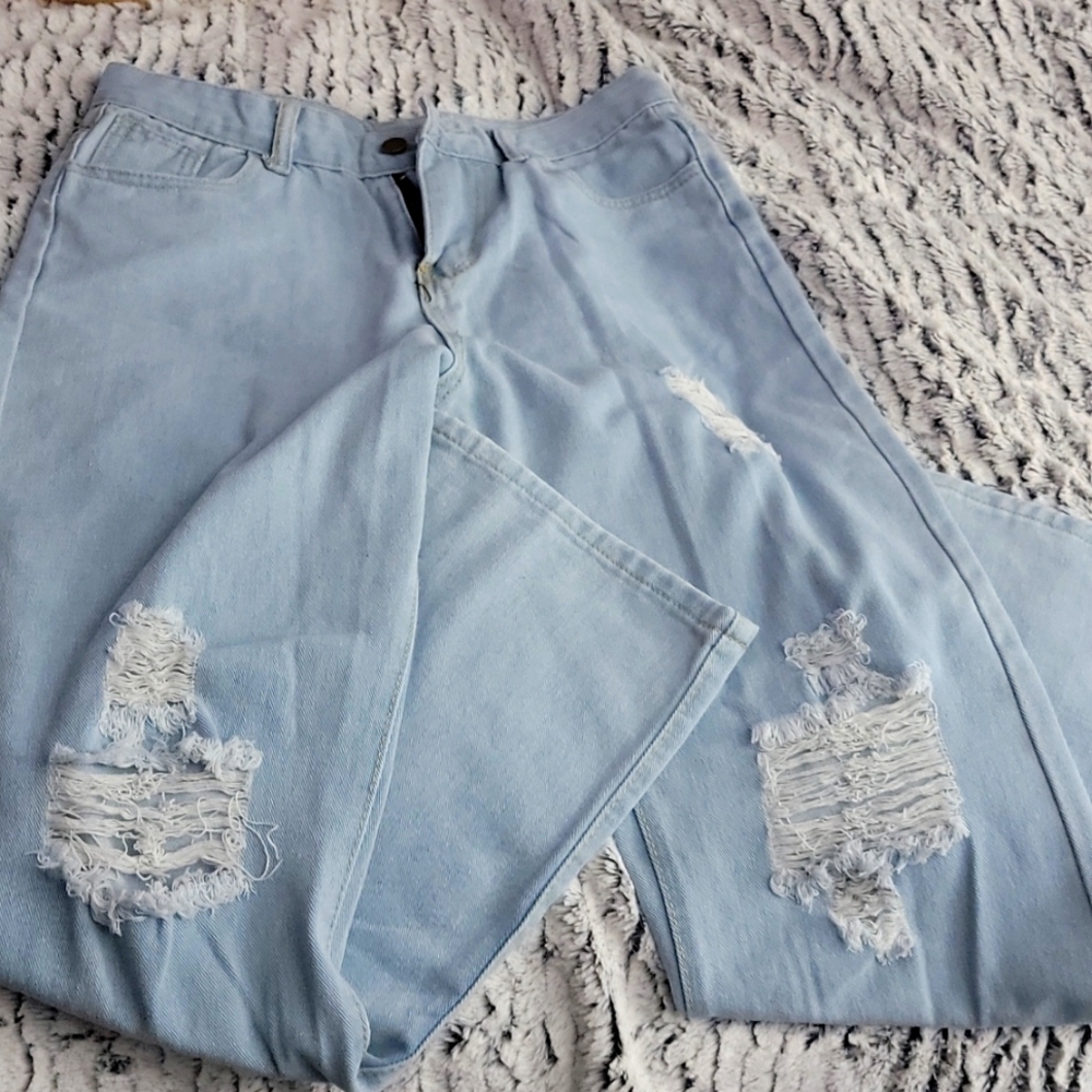 Light wash jeans
